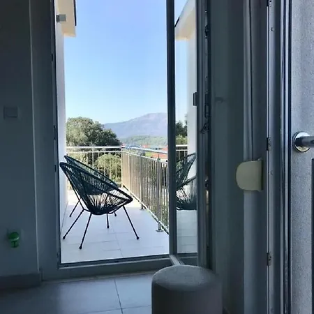 Maison Lucante Apartment