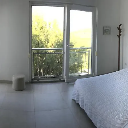 דירה Maison Lucante *
